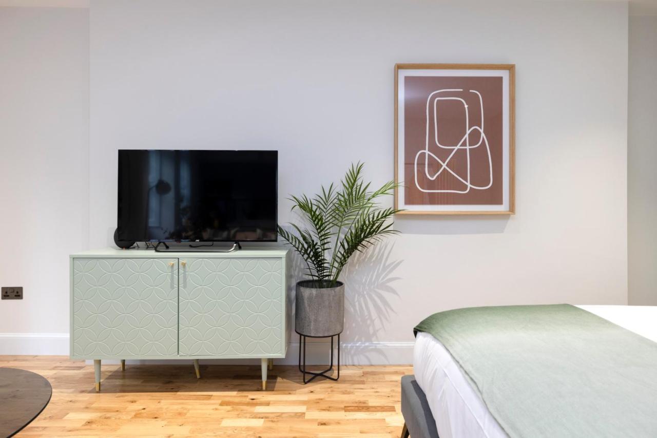 Dragon Suites Luxury Serviced Apartments At Alva Street Эдинбург Экстерьер фото