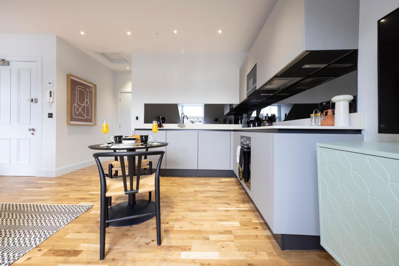 Dragon Suites Luxury Serviced Apartments At Alva Street Эдинбург Экстерьер фото