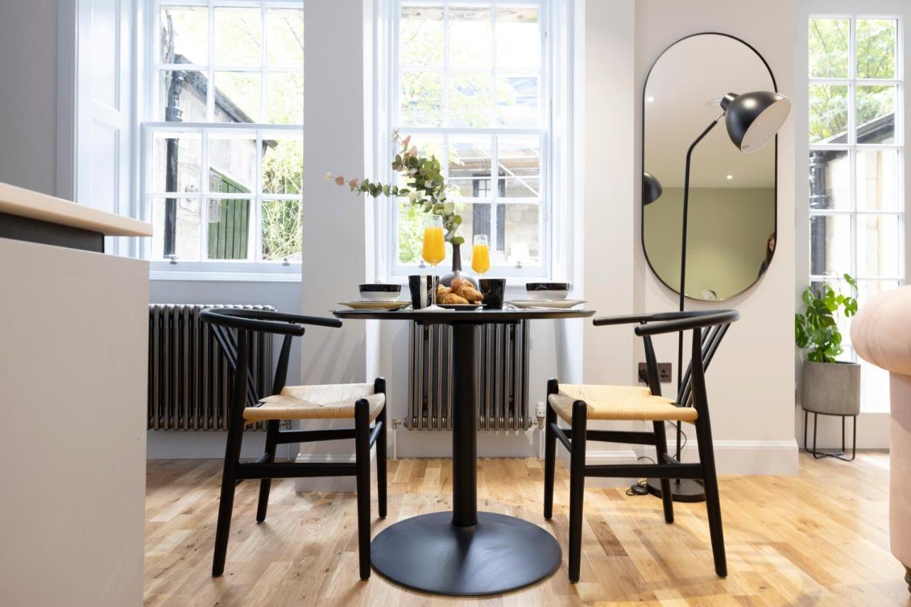Dragon Suites Luxury Serviced Apartments At Alva Street Эдинбург Экстерьер фото