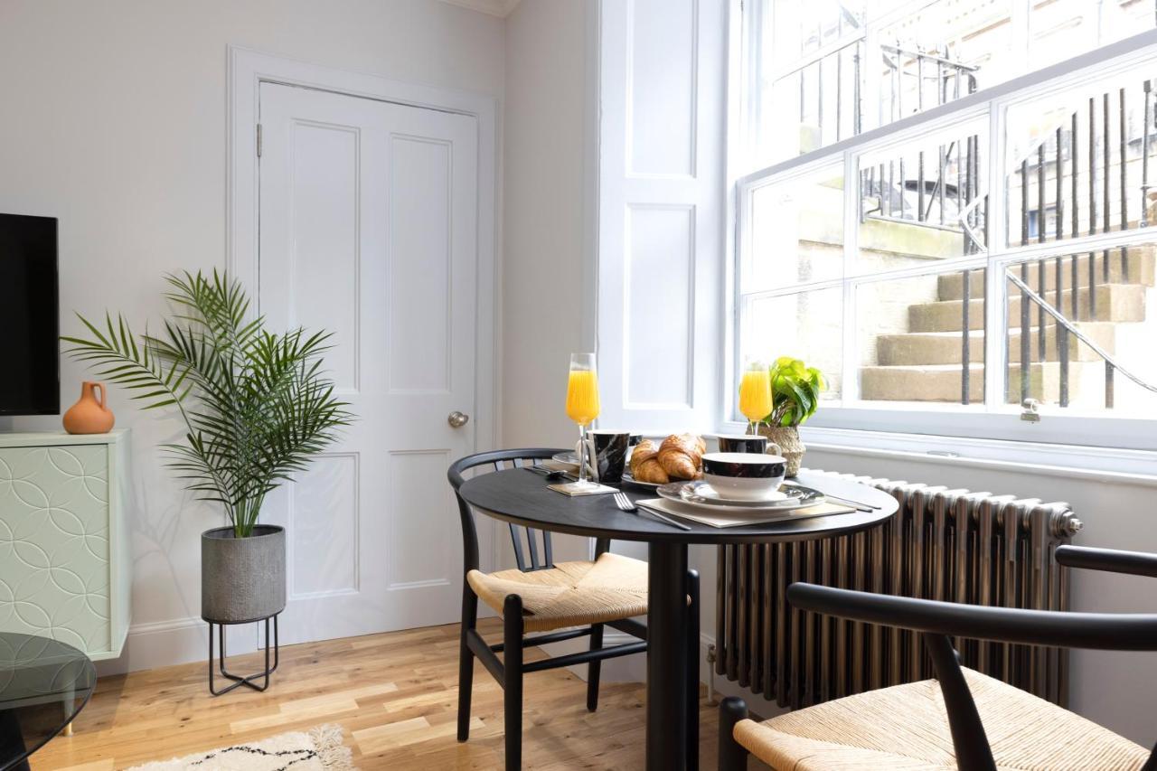 Dragon Suites Luxury Serviced Apartments At Alva Street Эдинбург Экстерьер фото